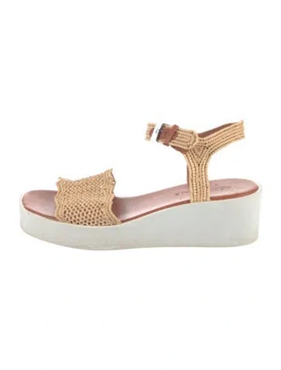 Pre-owned Robert Clergerie Raffia Sandals In Neutral