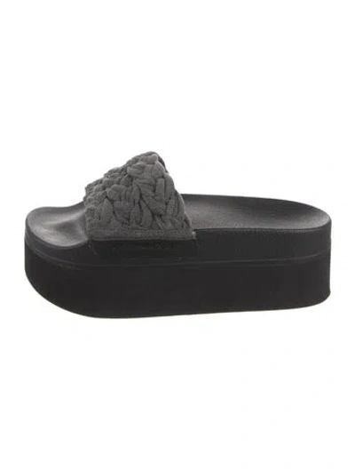 Pre-owned Robert Clergerie Slides In Black