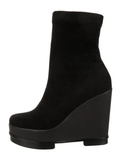 Pre-owned Robert Clergerie Suede Boots In Black