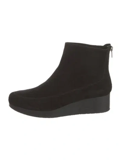 Pre-owned Robert Clergerie Suede Chelsea Boots In Black