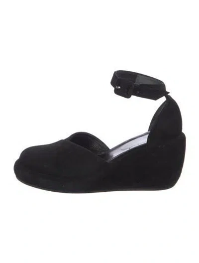 Pre-owned Robert Clergerie Suede D'orsay Pumps In Black
