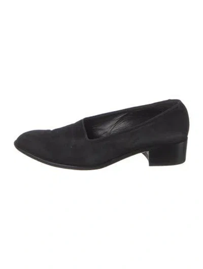 Pre-owned Robert Clergerie Suede Flats In Black