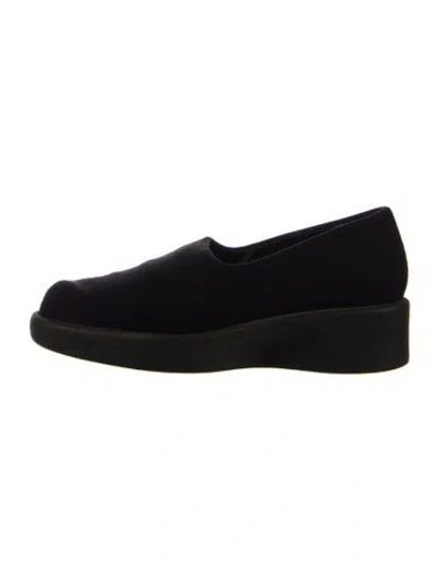 Pre-owned Robert Clergerie Suede Flats In Black