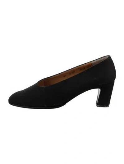 Pre-owned Robert Clergerie Suede Pumps In Black