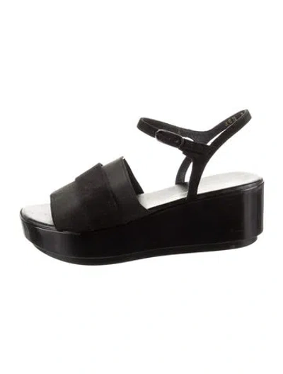 Pre-owned Robert Clergerie Suede Sandals In Black