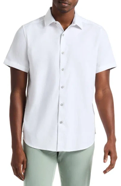 Robert Graham Highland Jacquard Short Sleeve Button-up Shirt In White