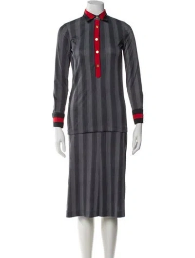 Pre-owned Roberta Di Camerino Striped Skirt Set In Gray