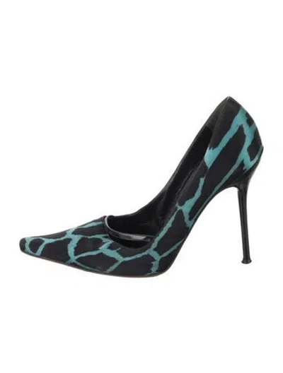 Pre-owned Roberto Cavalli Leather Animal Print Pumps In Green