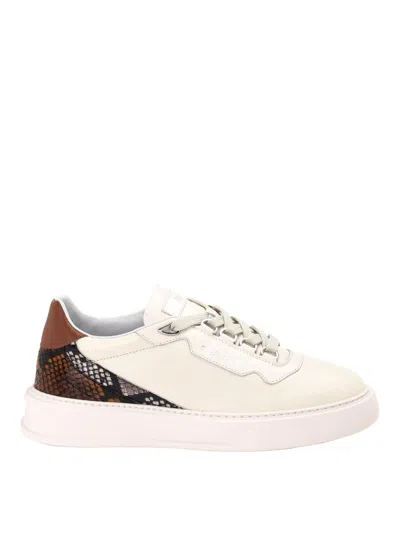 Roberto Cavalli Sneakers In White