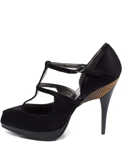 Pre-owned Roberto Cavalli Vintage Snakeskin-embossed T-strap Sandals In Black