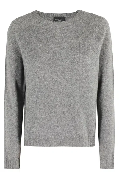 ROBERTO COLLINA ROBERTO COLLINA CREW NECK LONG-SLEEVED SWEATER WITH RELAXED FIT