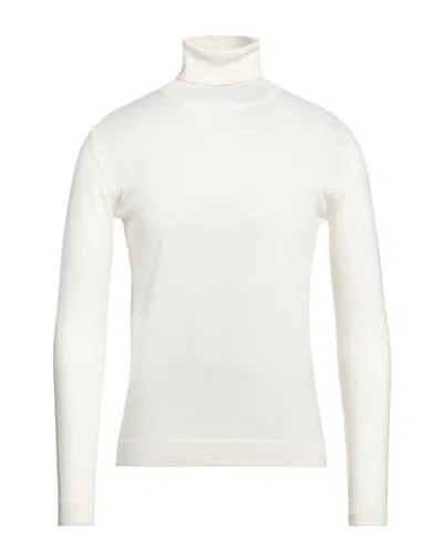 Roberto Collina Man Turtleneck Cream Size 36 Merino Wool In White