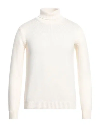 Roberto Collina Man Turtleneck Ivory Size 46 Merino Wool In White