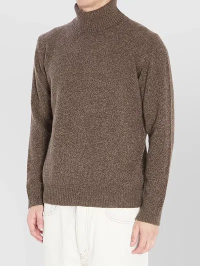 ROBERTO COLLINA TURTLENECK SWEATER IN MERINO WOOL AND CASHMERE BLEND