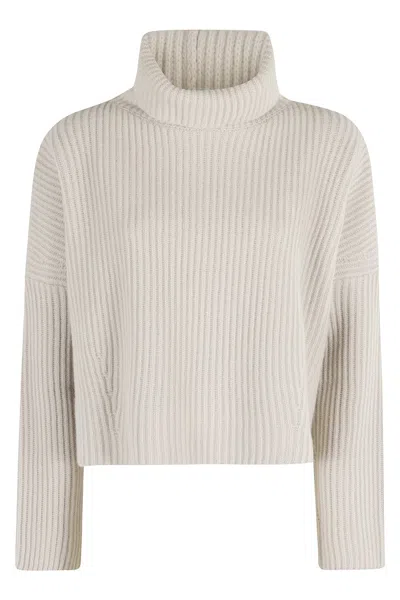 Roberto Collina Turtleneck Sweater With Wide Rib And Contrasting Stitching In Red