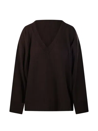 Roberto Collina V-neck Knitted Sweater In Brown