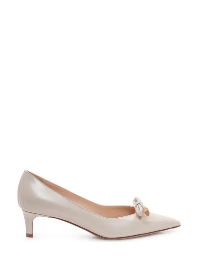 Roberto Festa Elegant Heels With Bow And Mid Heel In Neutral