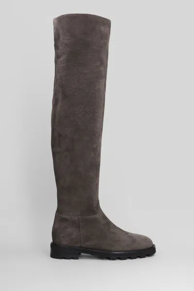 ROBERTO FESTA LUZ LOW HEELS BOOTS IN DARK BROWN SUEDE