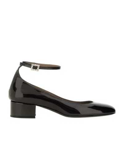 ROBERTO FESTA ROBERTO FESTA MARGOT MARY JANE FLATS