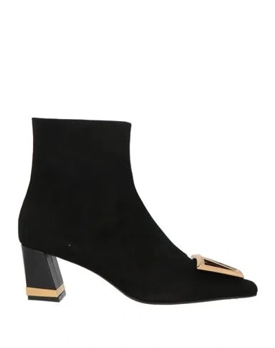 Roberto Festa Woman Ankle Boots Black Size 6 Leather