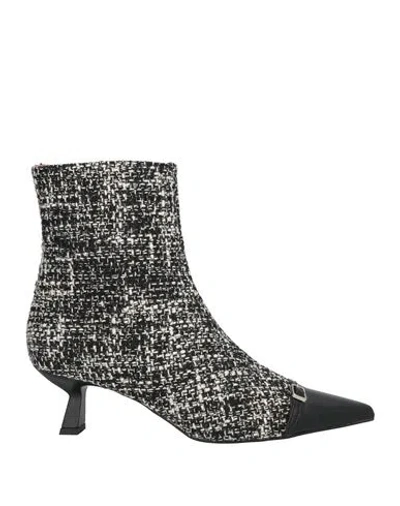 Roberto Festa Woman Ankle Boots Black Size 6 Leather, Textile Fibers