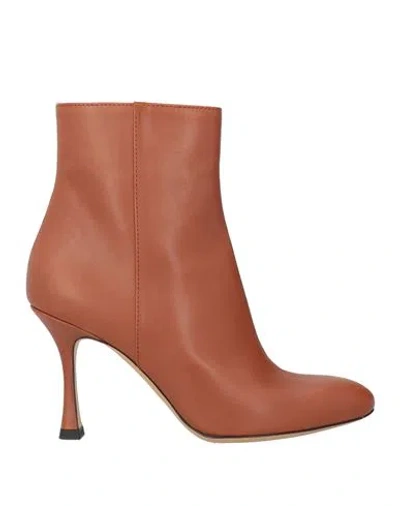 Roberto Festa Woman Ankle Boots Brown Size 8 Leather