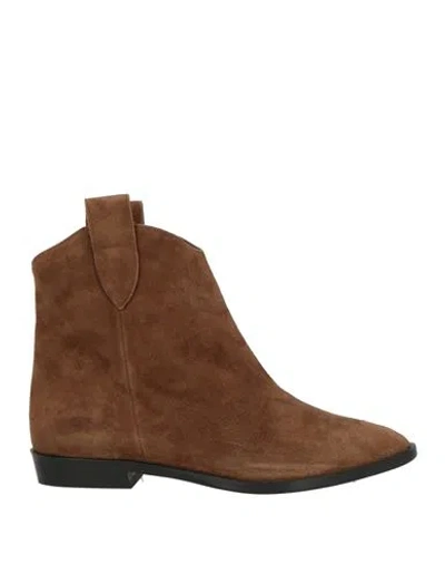 Roberto Festa Woman Ankle Boots Brown Size 8 Leather