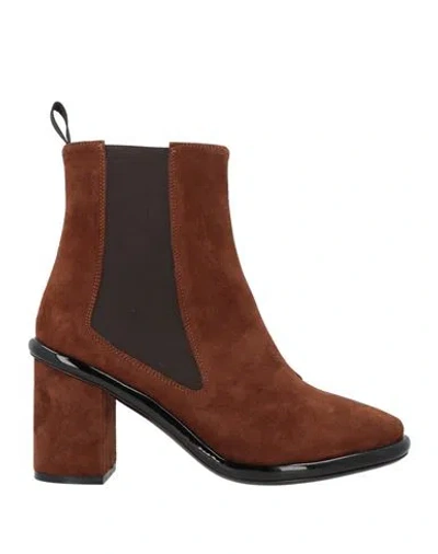 Roberto Festa Woman Ankle Boots Brown Size 8 Leather