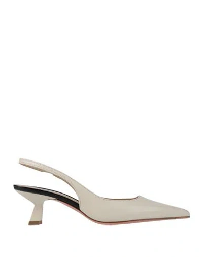 Roberto Festa Woman Pumps Cream Size 6.5 Leather In White