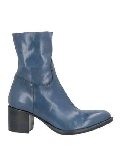 Rocco P . Woman Ankle Boots Blue Size 8 Leather