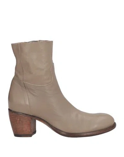 Rocco P . Woman Ankle Boots Dove Grey Size 8 Leather