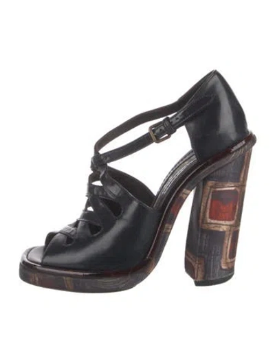 Pre-owned Rochas Leather D'orsay Pumps In Black