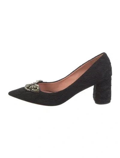 Pre-owned Rochas Pumps In Black