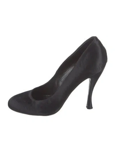 Pre-owned Rochas Satin Pumps In Black