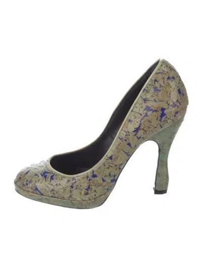 Pre-owned Rochas Vintage Printed Pumps In Green