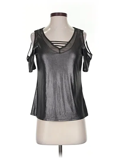 Pre-owned Rock&republic Short Sleeve Top Silver Metallic Pattern Cold Shoulder Neckline Tops