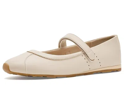 Rocket Dog Dally In White