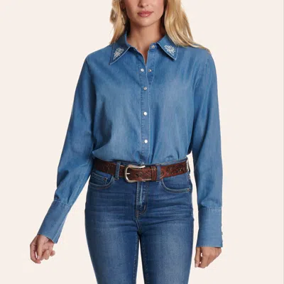 Rockin' C Women's Blue Embroidered Collar Denim Shirt
