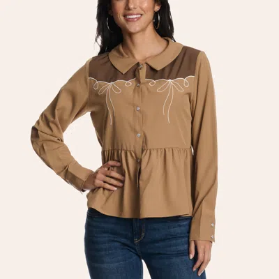 Rockin' C Women's Brown Bow Embroidered Long Sleeve Pearl Snap Shirt