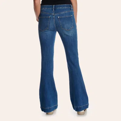 Rockin' C Women's Medium Wash Mid Rise Riding Trouser Leg Jeans In Blue