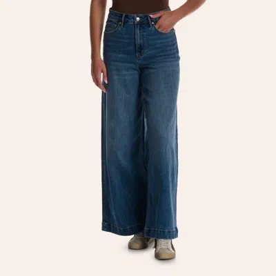 Rockin' C Women's Medium Wash Super Wide Leg Jeans In Stonewash Blue