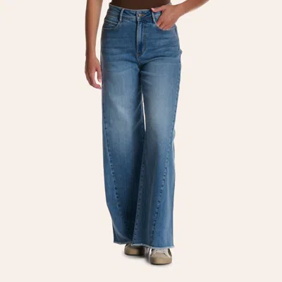 Rockin' C Women's Medium Wash Twisted Seam Raw Hem Wide Leg Jeans In Stonewash Blue
