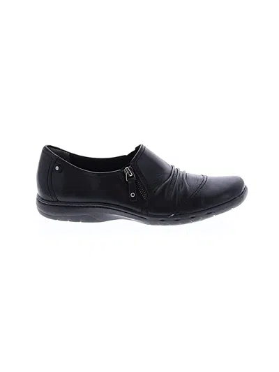 Pre-owned Rockport Flats In Black