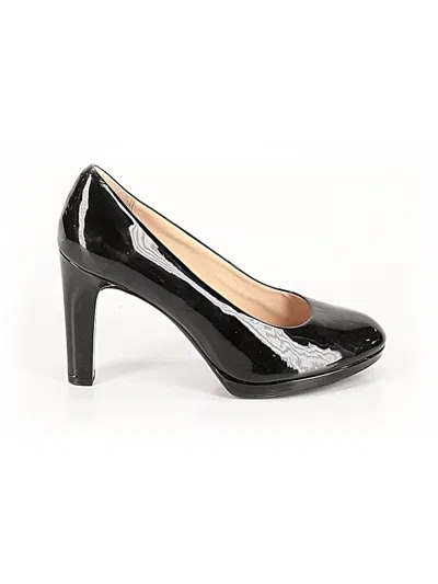 Pre-owned Rockport Heels In Black