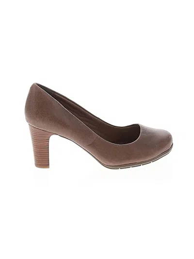 Pre-owned Rockport Heels In Brown