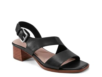 Rockport Hennly Sandal In Black