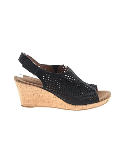 Pre-owned Rockport Wedges In Black