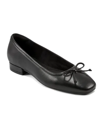 Rockport Sadie Ballet Flat In Black