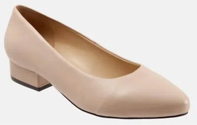 Rockport Women's Tessa Dress Shoes In Light Natural In Brown