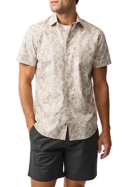 Rodd & Gunn Forsyth Island Short Sleeve Button-up Shirt In White
